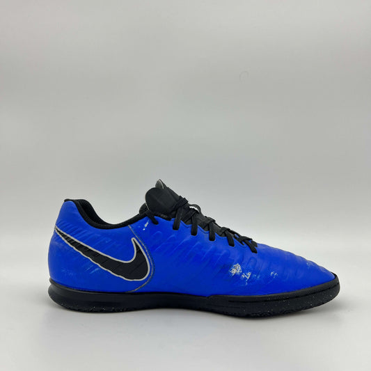Nike Tiempo Legend 7 Club IC Comfort Gears