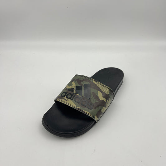Unisex adidas slide sandals with camo-patterned strap and cushioned black