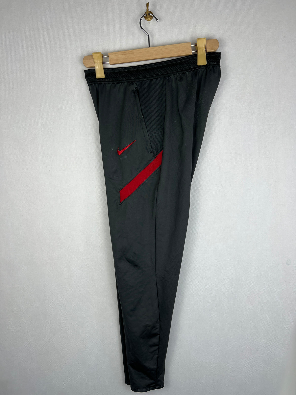 Nike Liverpool FC Strike Men's Anthracite Red Training Track Pants