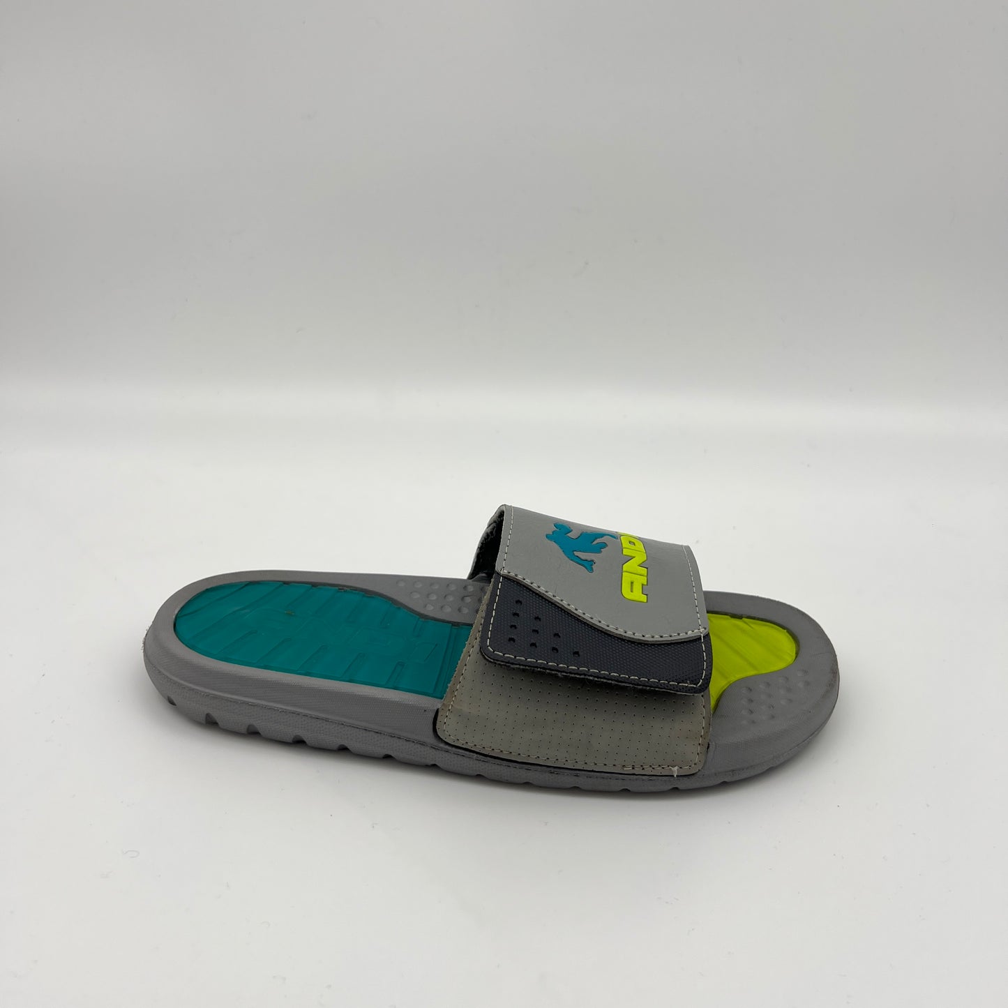 AND1 Boys' Adjustable Strap Slides