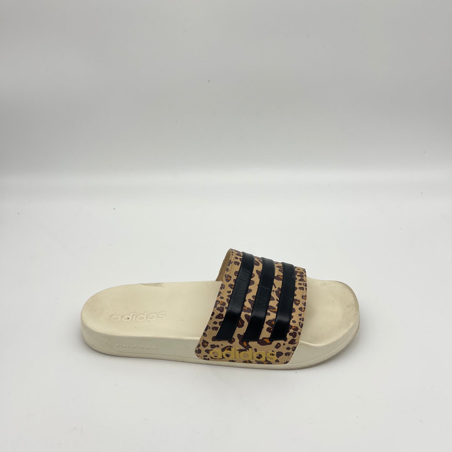 Adidas Adilette Comfort Leopard Print
