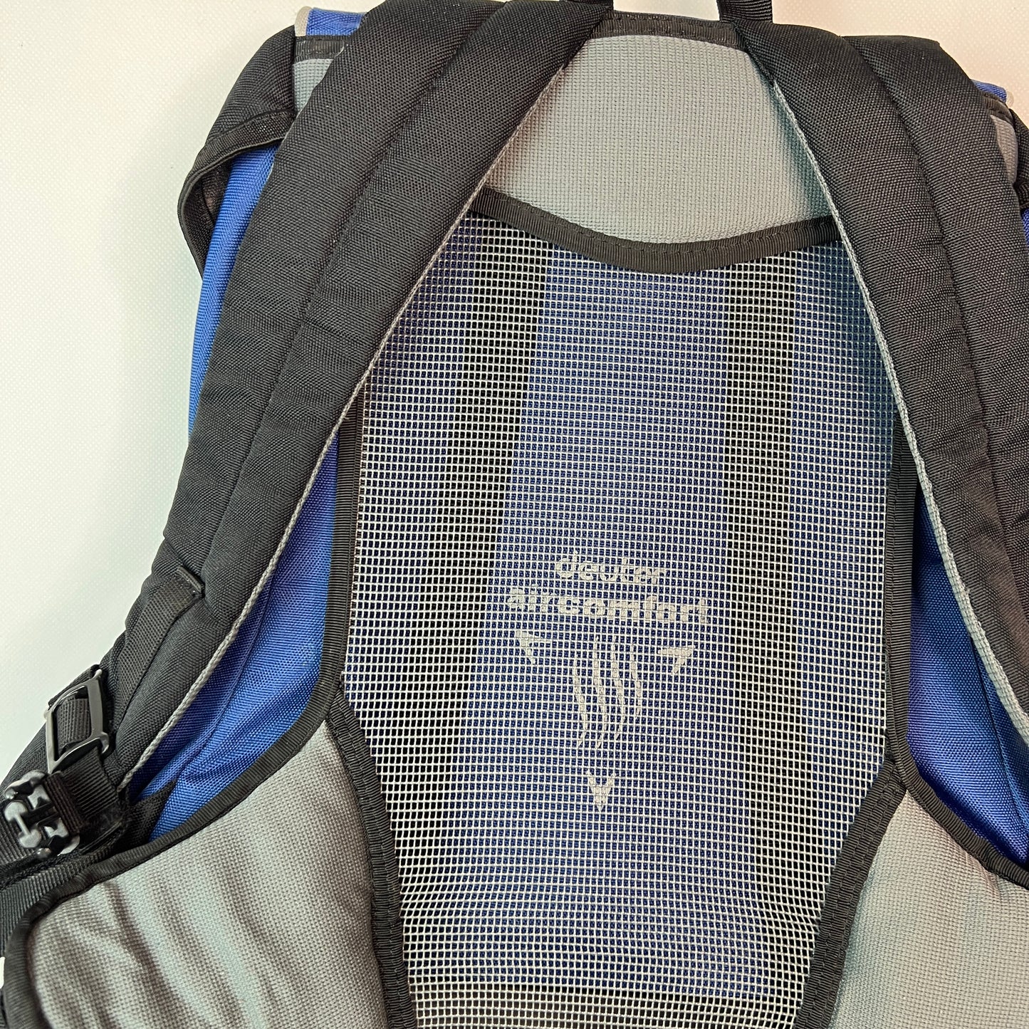 Deuter Aircomfort 24.5L Backpack