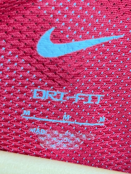 Nike Dri-Fit Graphic Training T-Shirt - Red