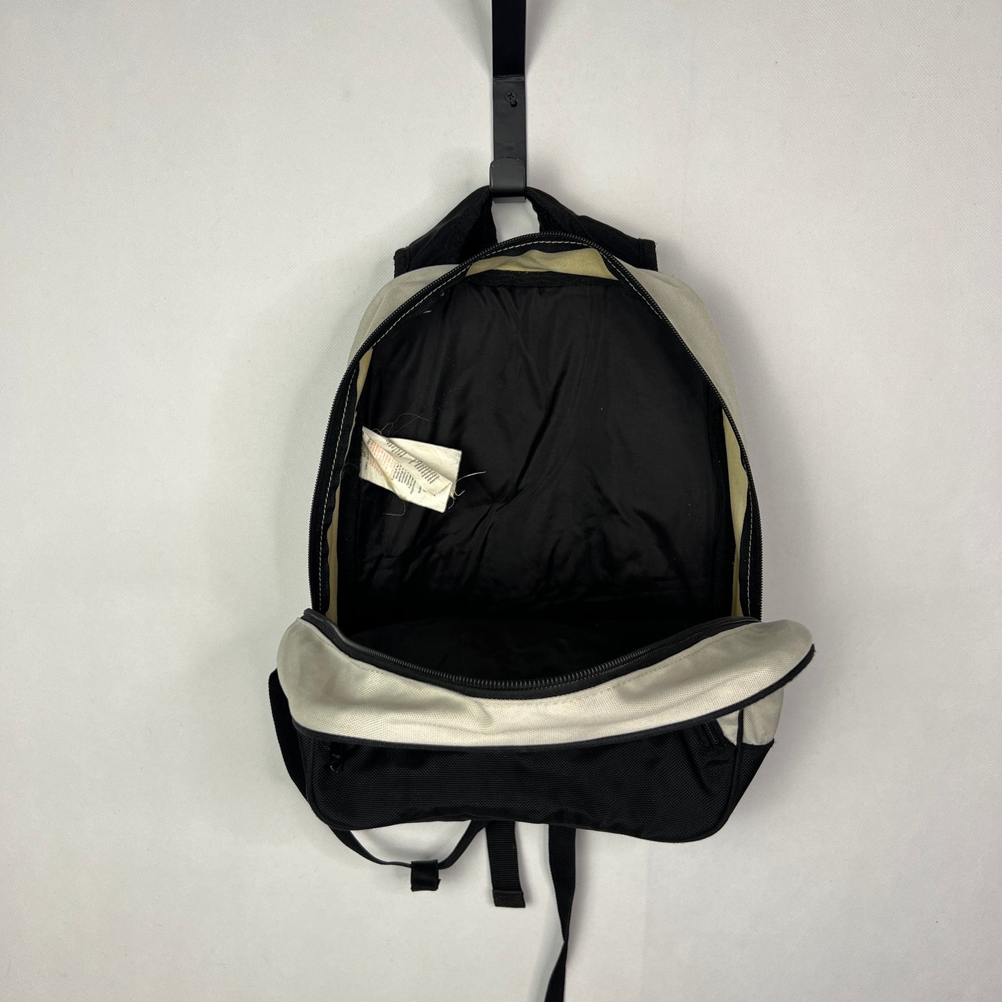 Geonaute Vintage Beige & Black Daypack