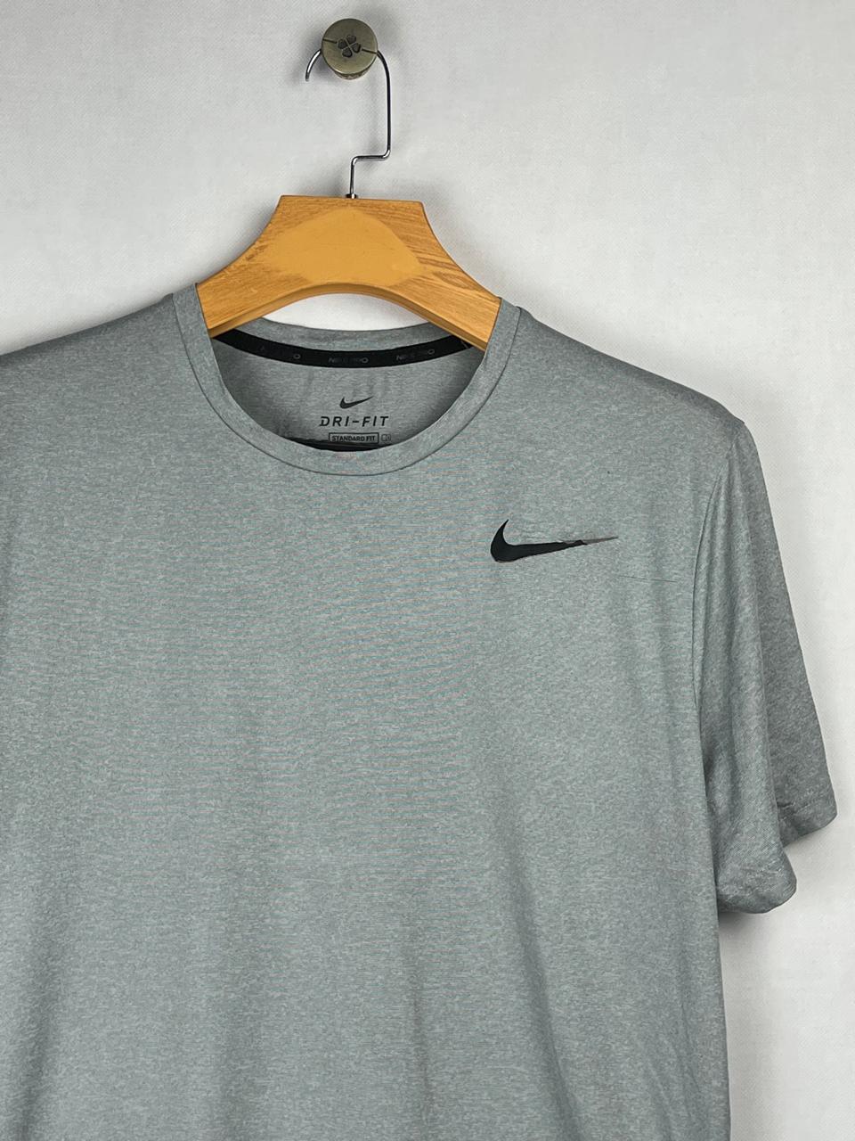 Nike Dri-Fit Standard Fit Grey T-Shirt