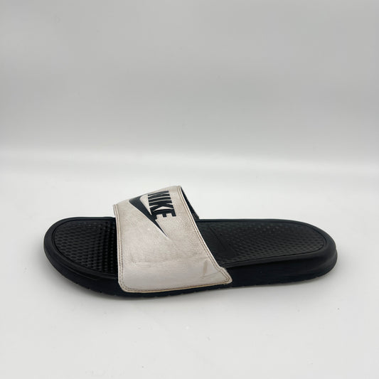 Nike Benassi JDI slide