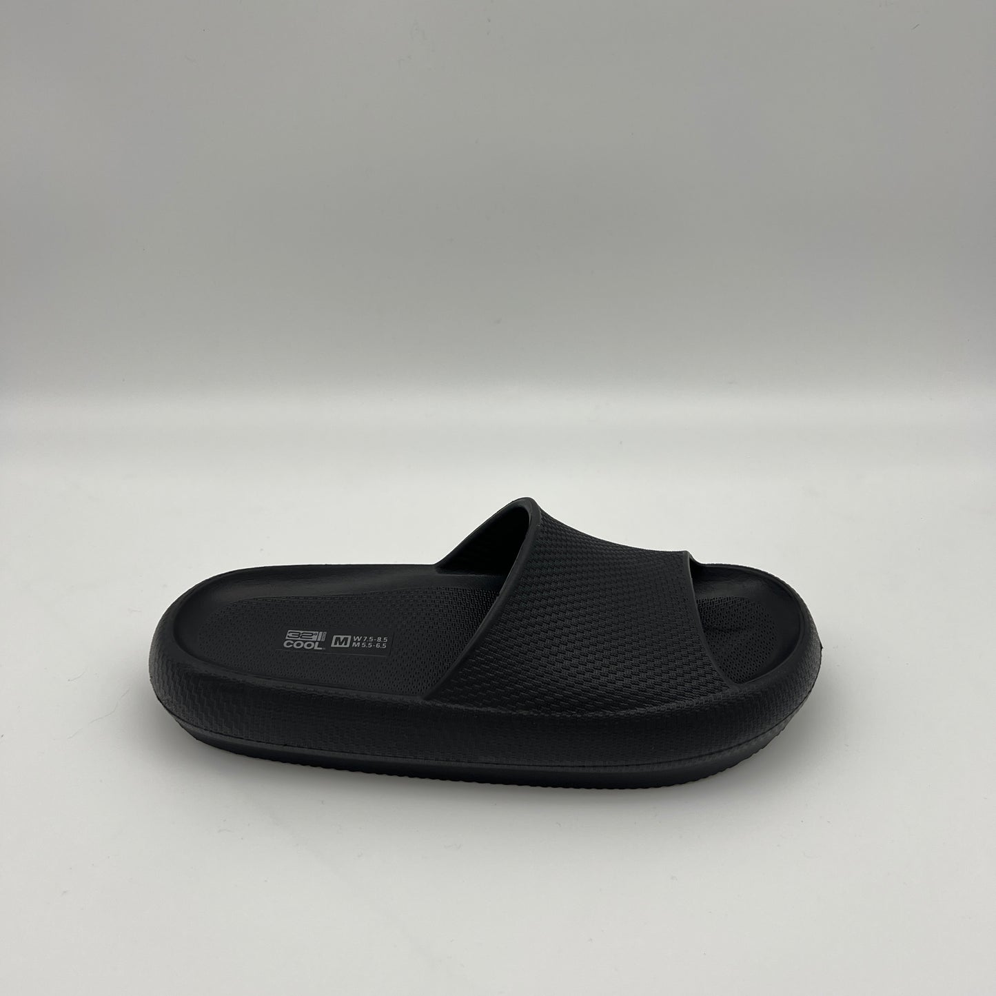 32 Degrees Cool Cushioned Slides – Black Men's Slippers
