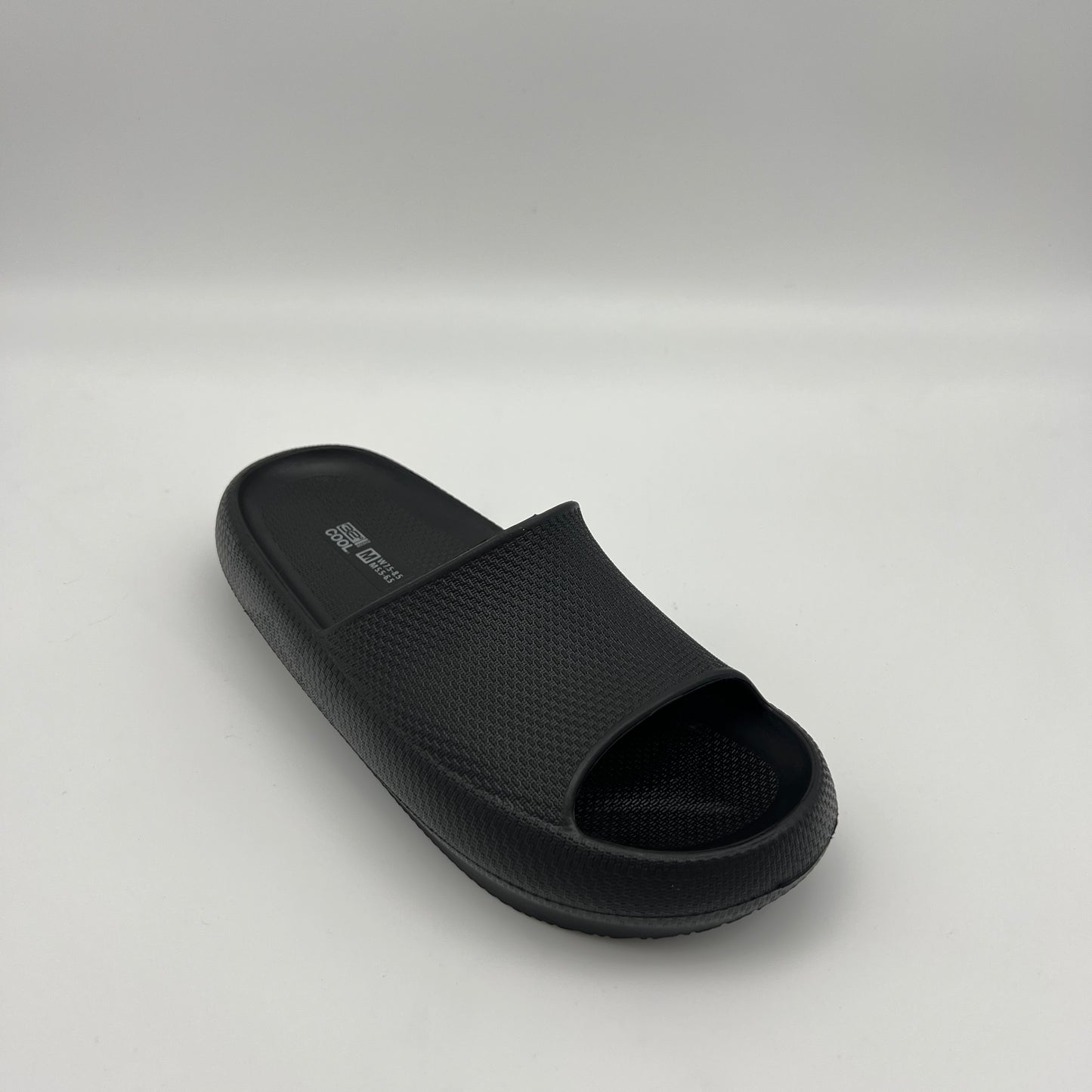 32 Degrees Cool Cushioned Slides – Black Men's Slippers