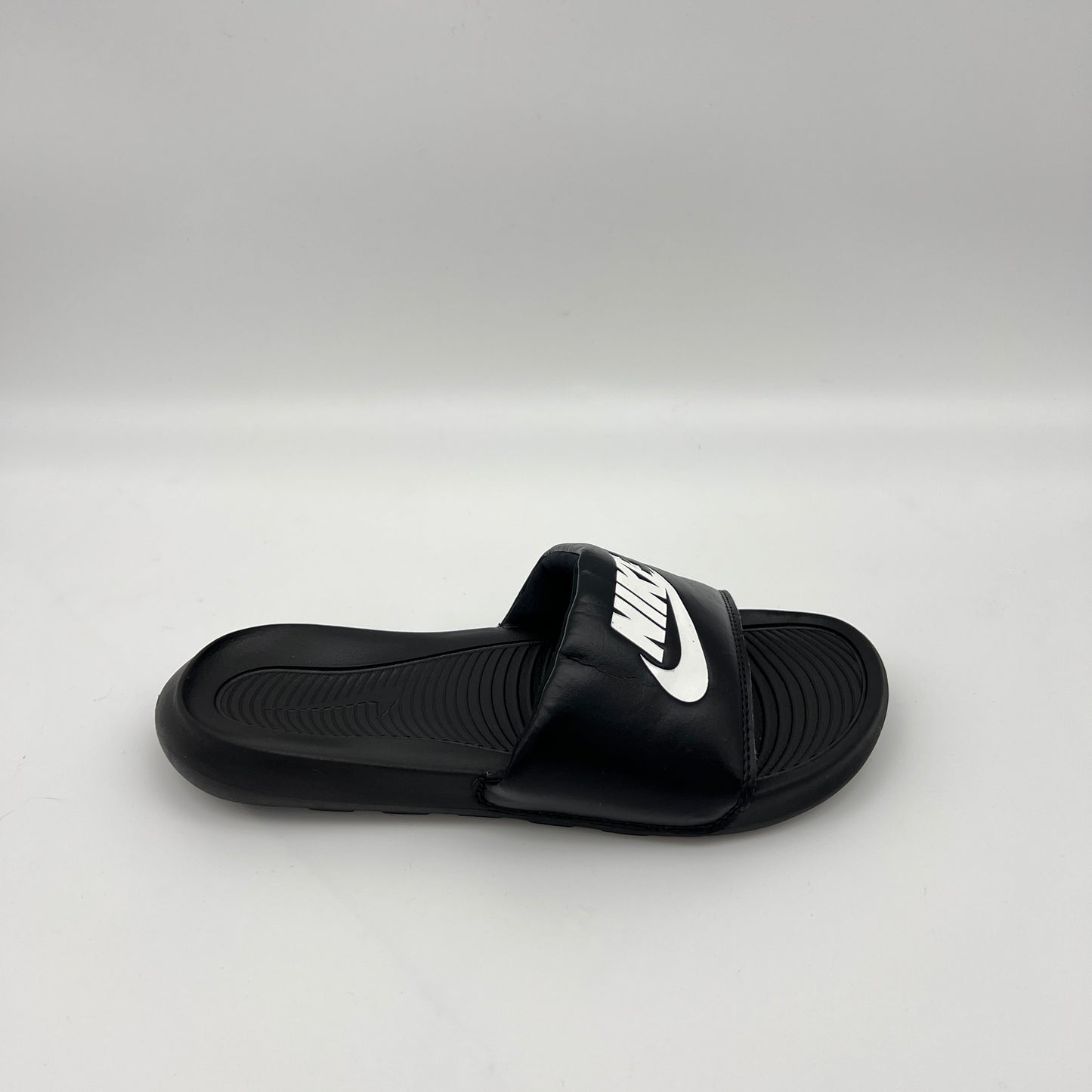 Nike Victori One Slide