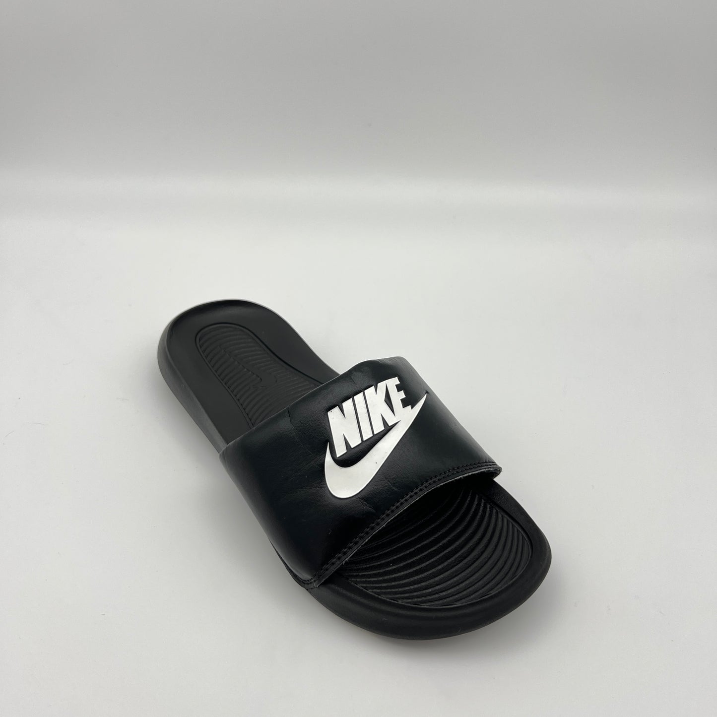 Nike Victori One Slide