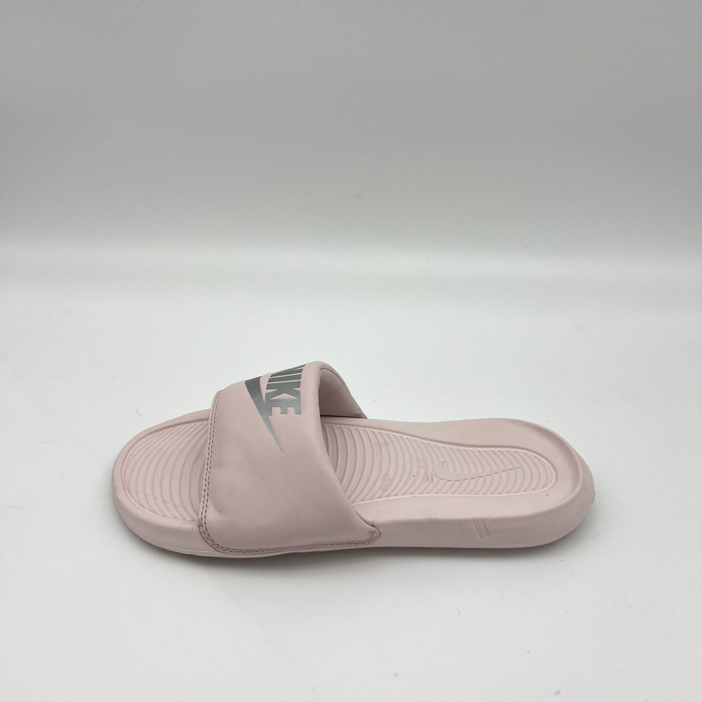 Nike Victori One Women's Slides