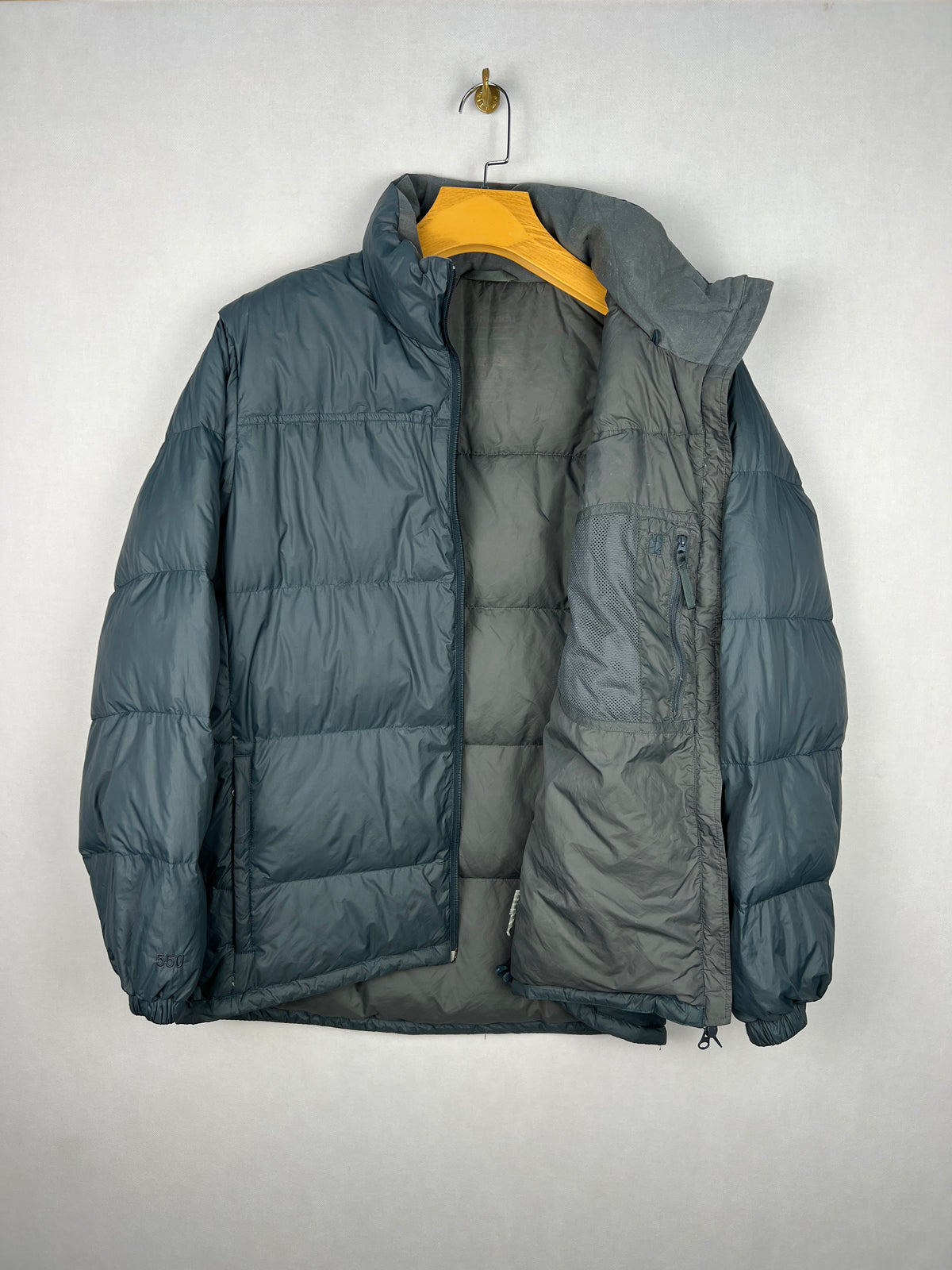 Kathmandu Pertex Microlight 550 Fill Down Puffer Jacket – Slate Grey