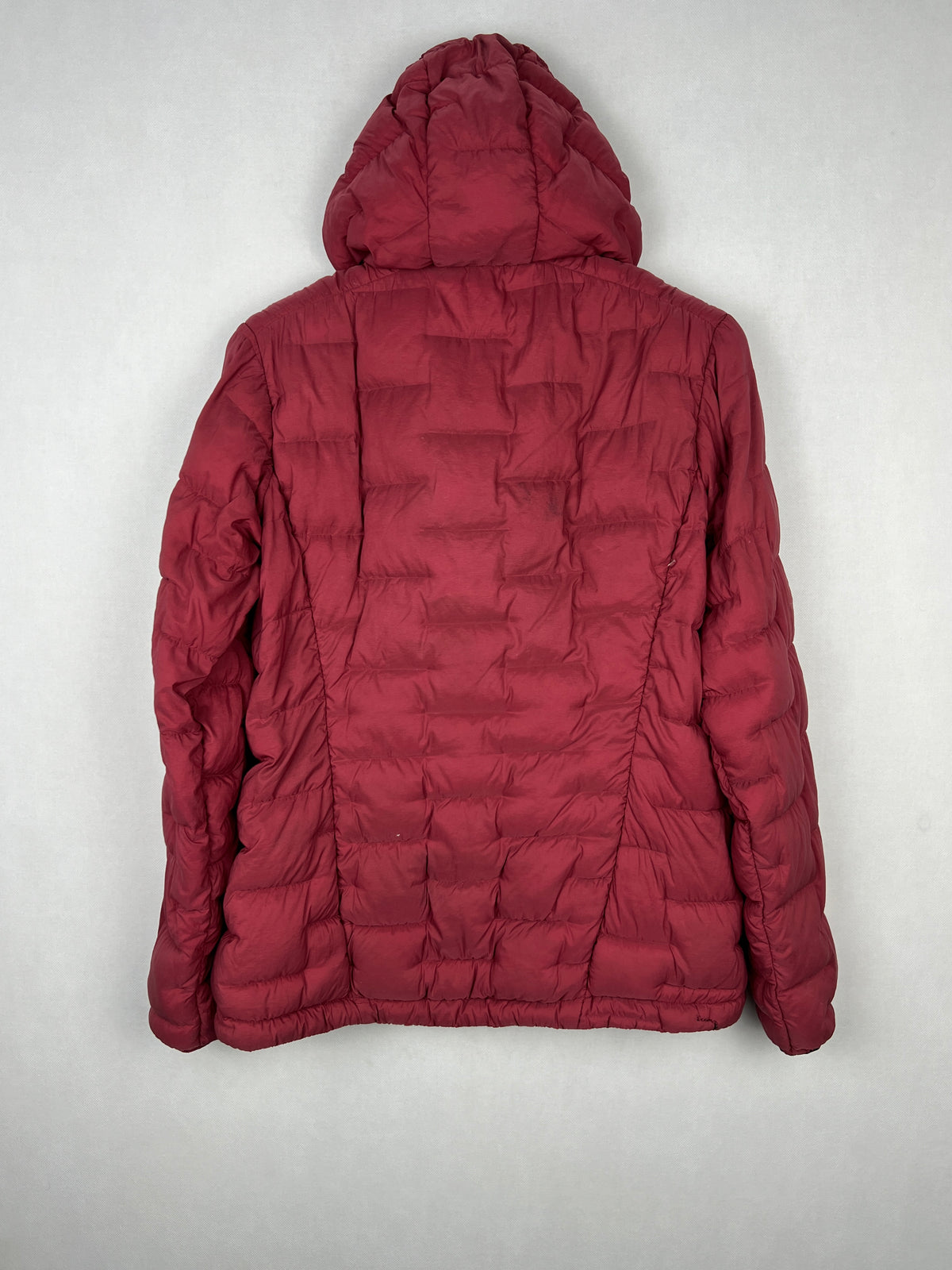 Kathmandu driFILL 650 DownTek Hooded Down Jacket – Maroon Red