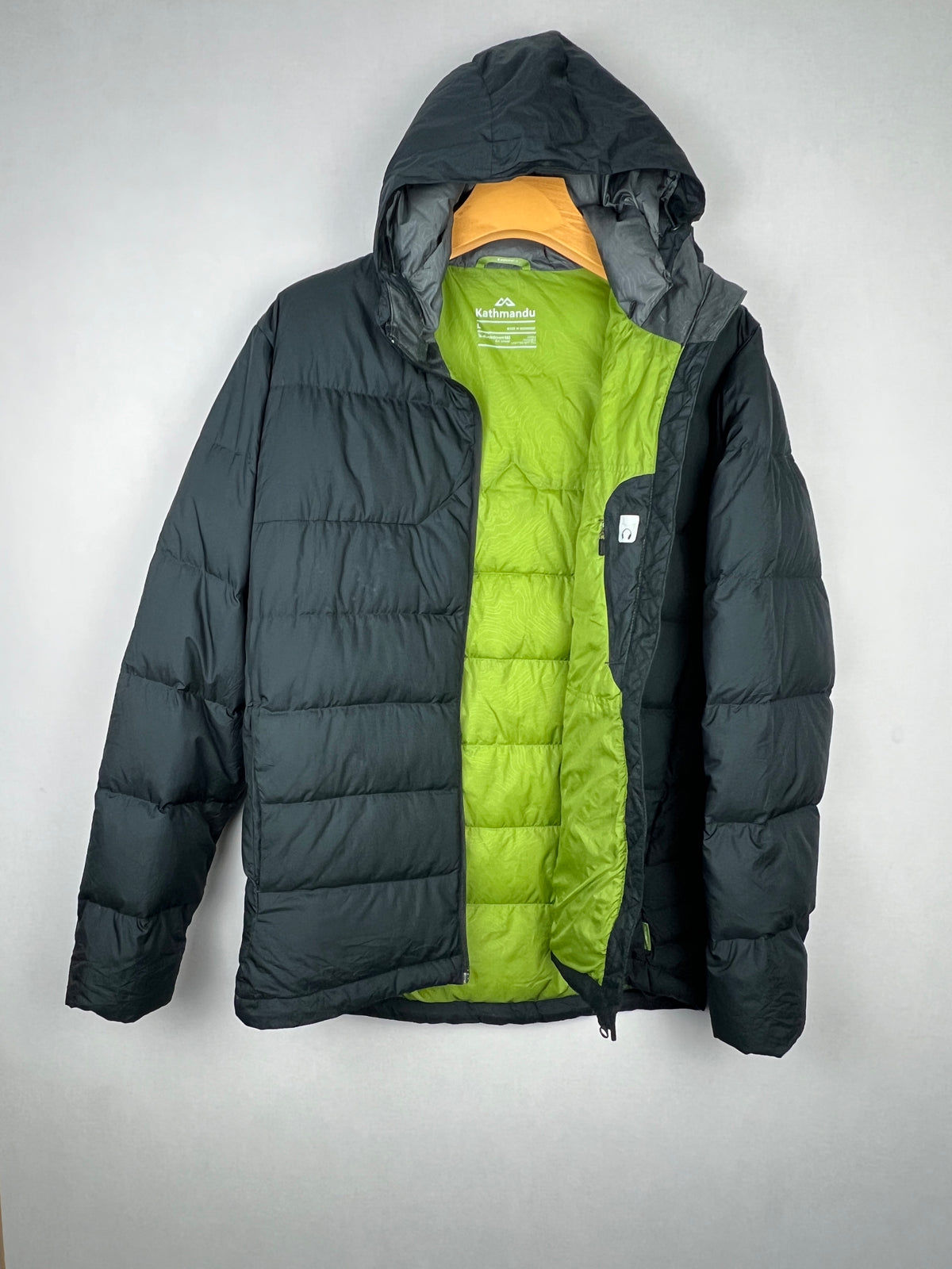 Kathmandu Pertex Quantum 550 Fill Duck Down Hooded Jacket – Black
