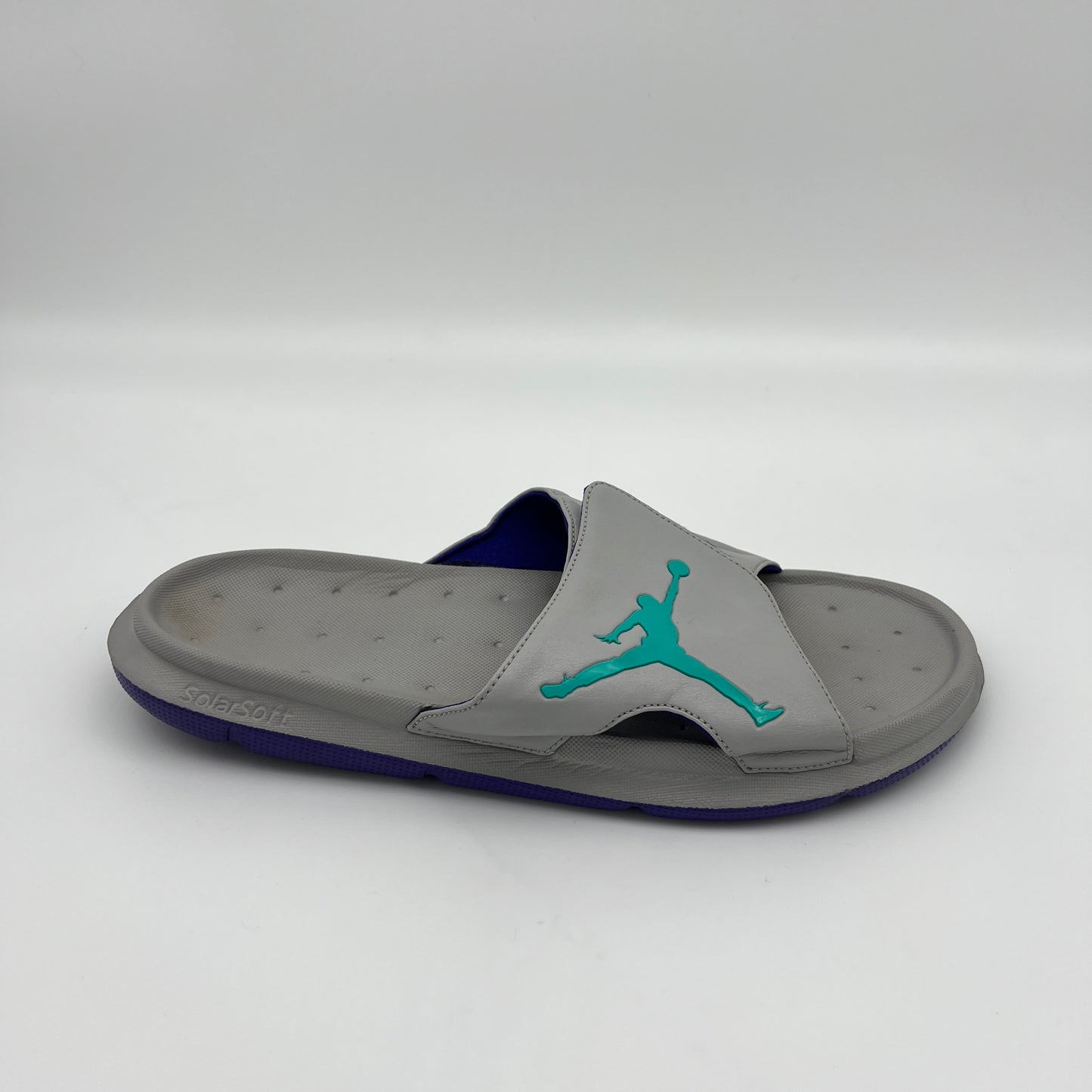 Jordan RCVR Slide Matte Silver Grape Ice