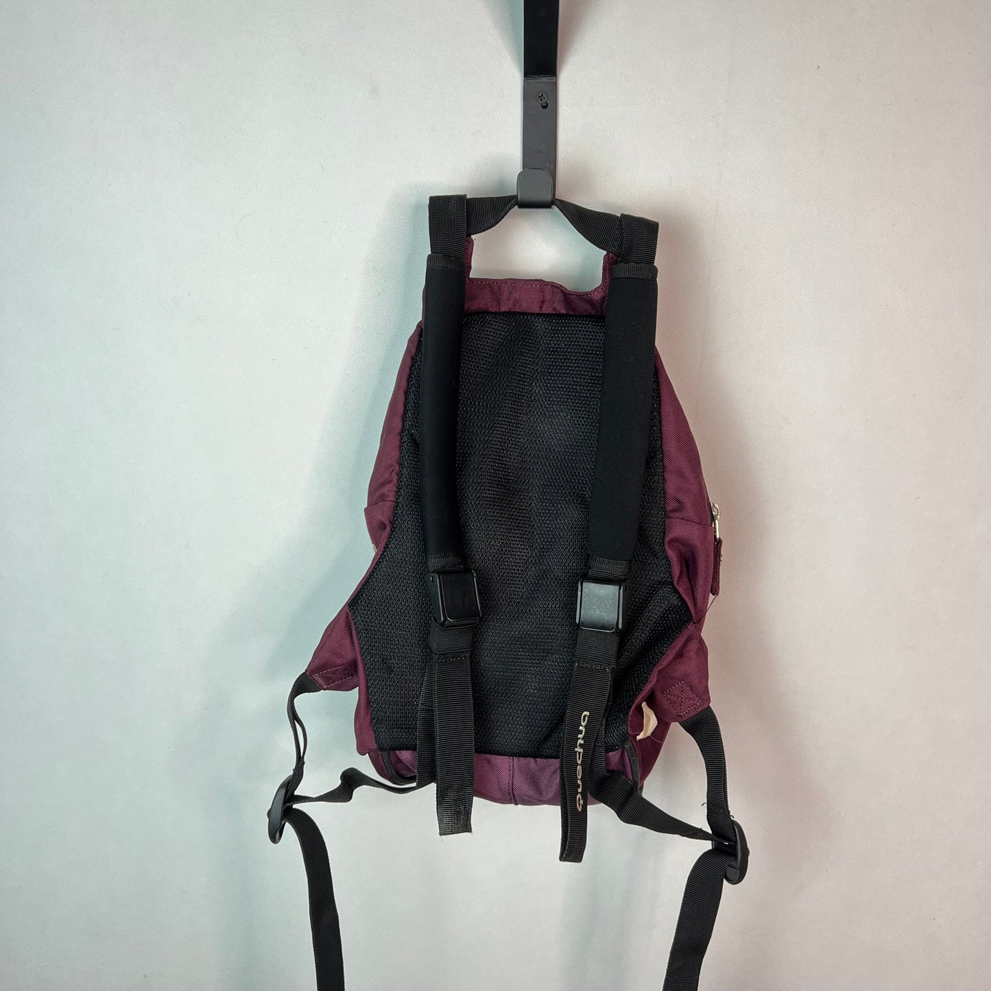 Quechua Arpenaz 15L Hiking Backpack