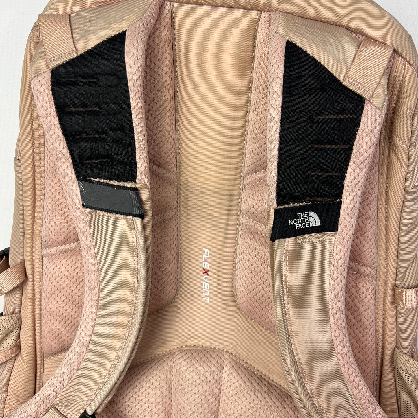 The North Face Borealis Backpack - Beige 28L Daypack