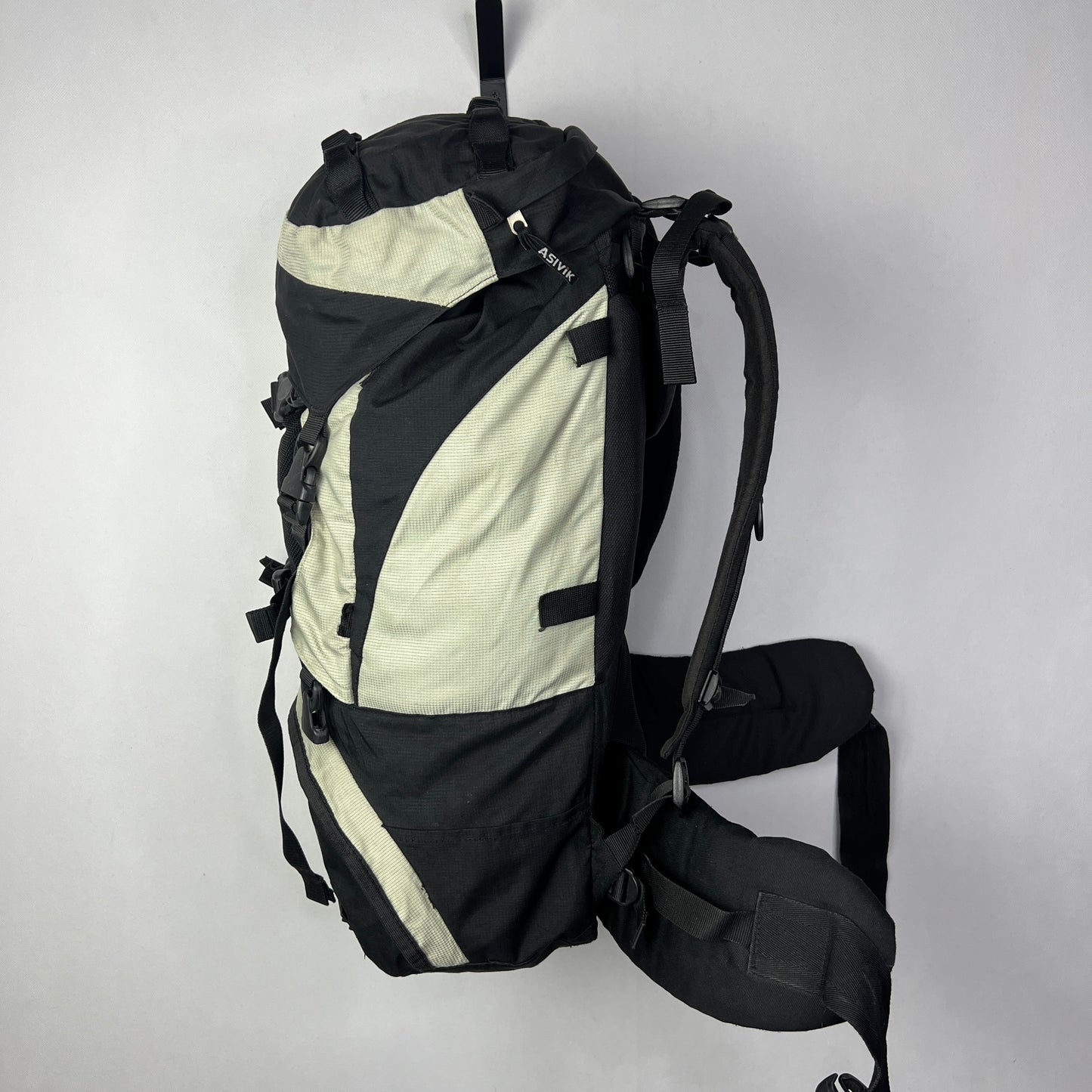 Asivik Hiker 50L Backpack - Durable 50 Liter Hiking & Trekking Pack