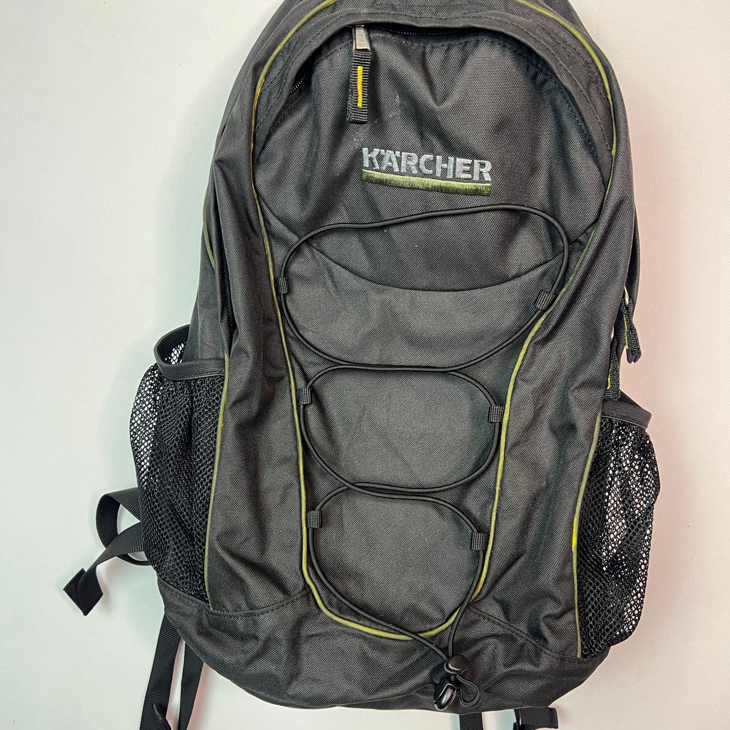This rugged 25-liter Kärcher black backpack