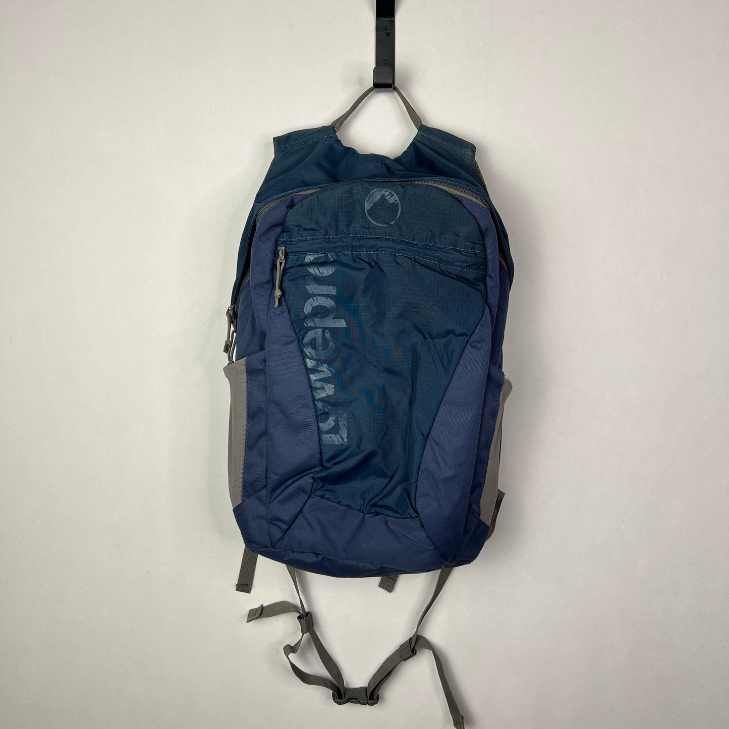 Lowepro Photo Hatchback 22L AW  Outdoor Camera Daypack