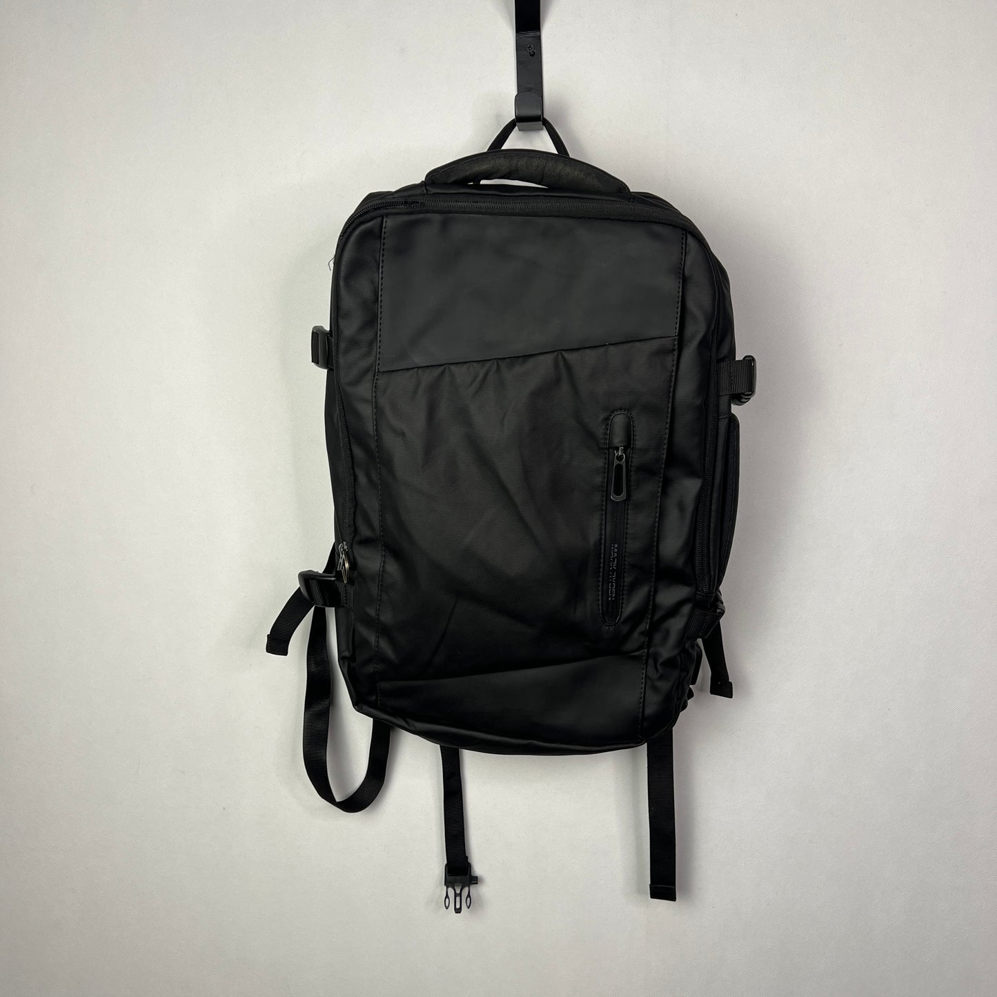 Mark Ryden MR9299YY 17" Expandable Laptop Backpack | 26L