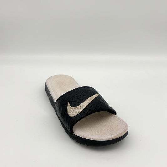 Nike Solarsoft cushioned pool slides