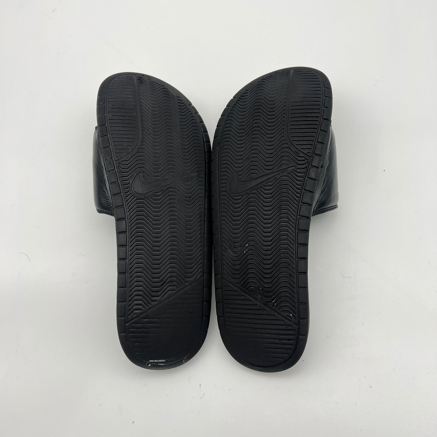 Nike Benassi Swoosh Slides