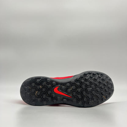Nike Jr. BravataX II (TF) Soccer Shoes