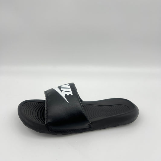 Nike Kawa slides black and white