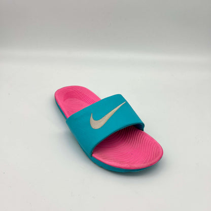 Nike Kawa Slide (GSPS) Comfort Gears