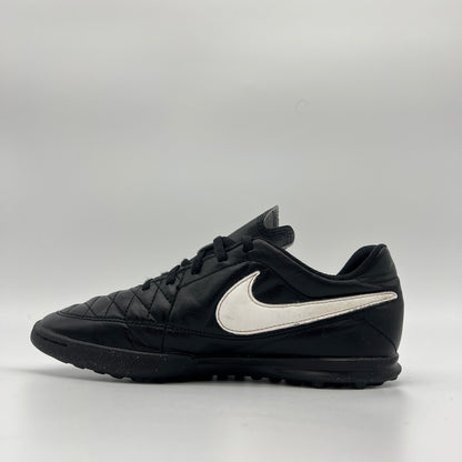 Nike Majestry IC