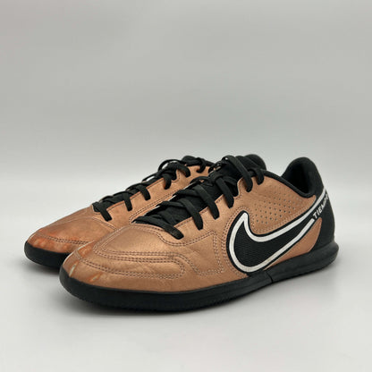 Nike Tiempo Legend 9 Club IC Comfort Gears