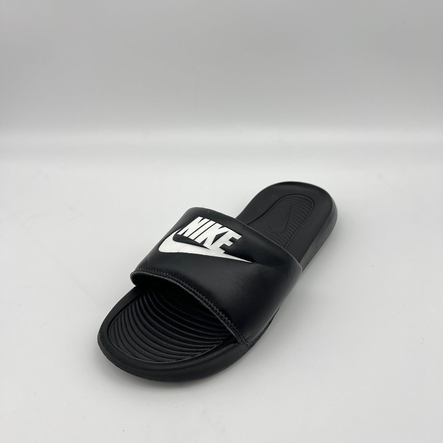 Nike Victori One Slide