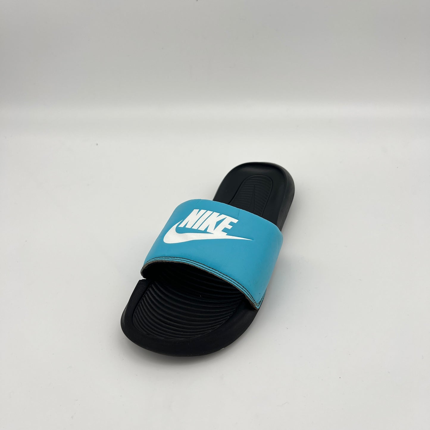 Nike Victori One Slide