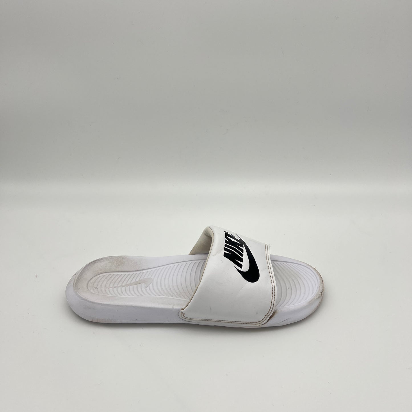Nike Victori One