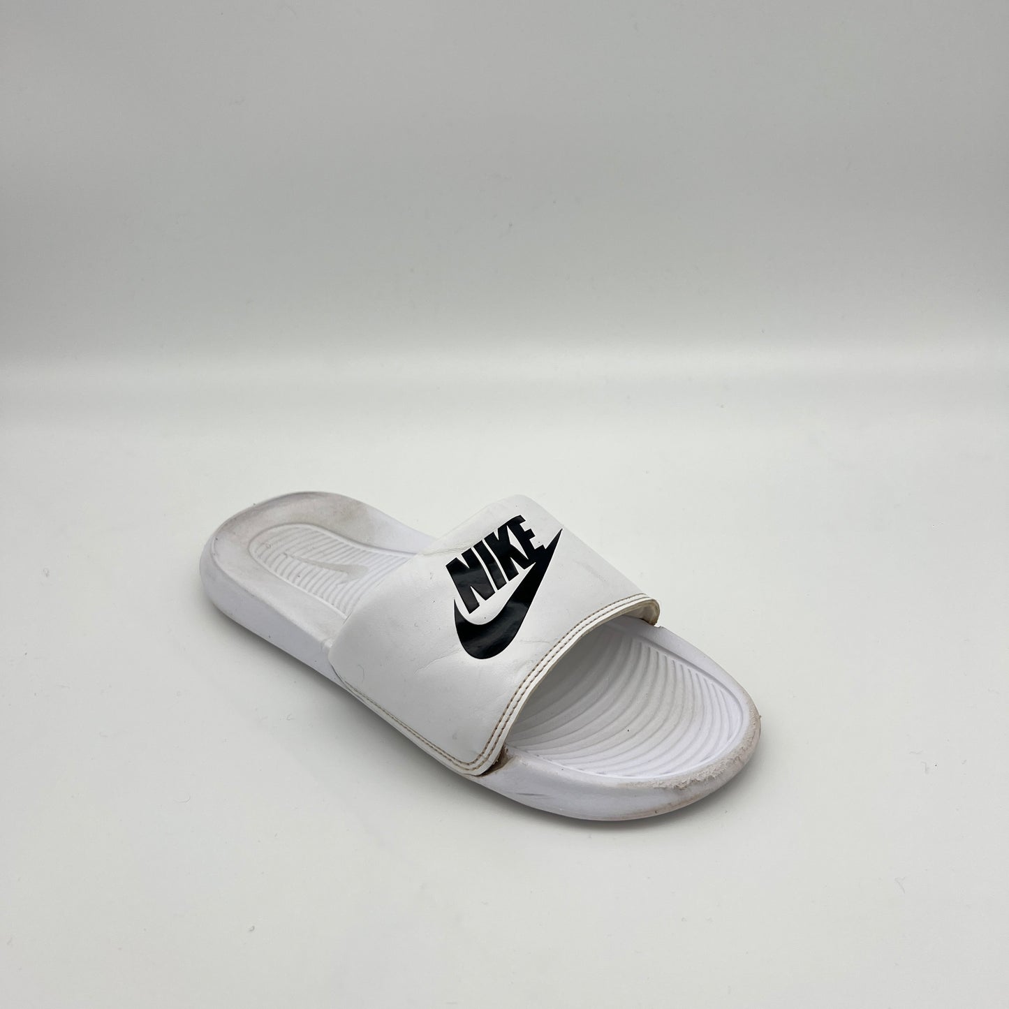 Nike Victori One