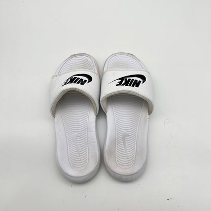 Nike Victori One