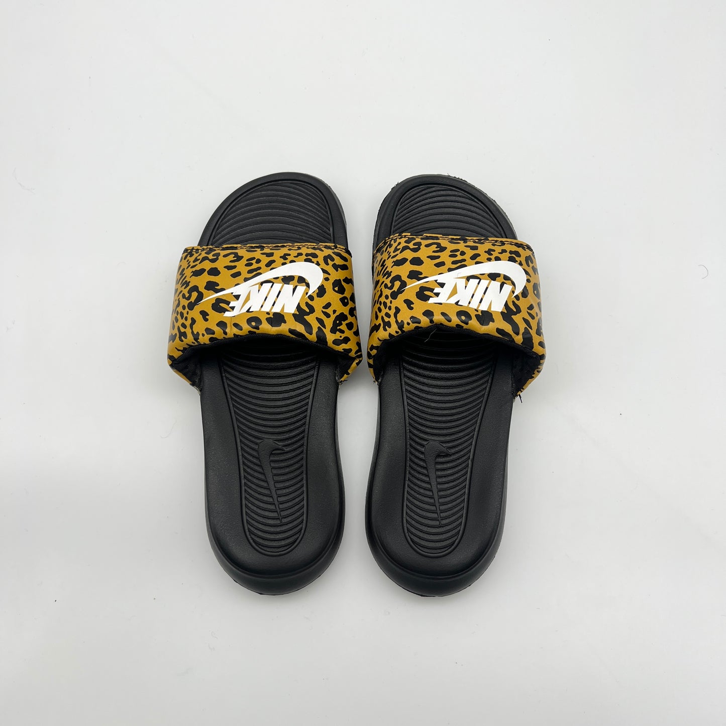 Nike Victori One