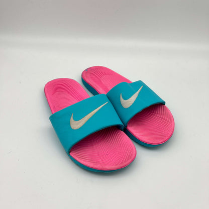 Nike Kawa Slide (GSPS) Comfort Gears
