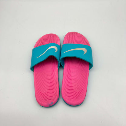 Nike Kawa Slide (GSPS) Comfort Gears