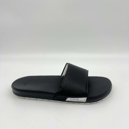 Olaian black slides
