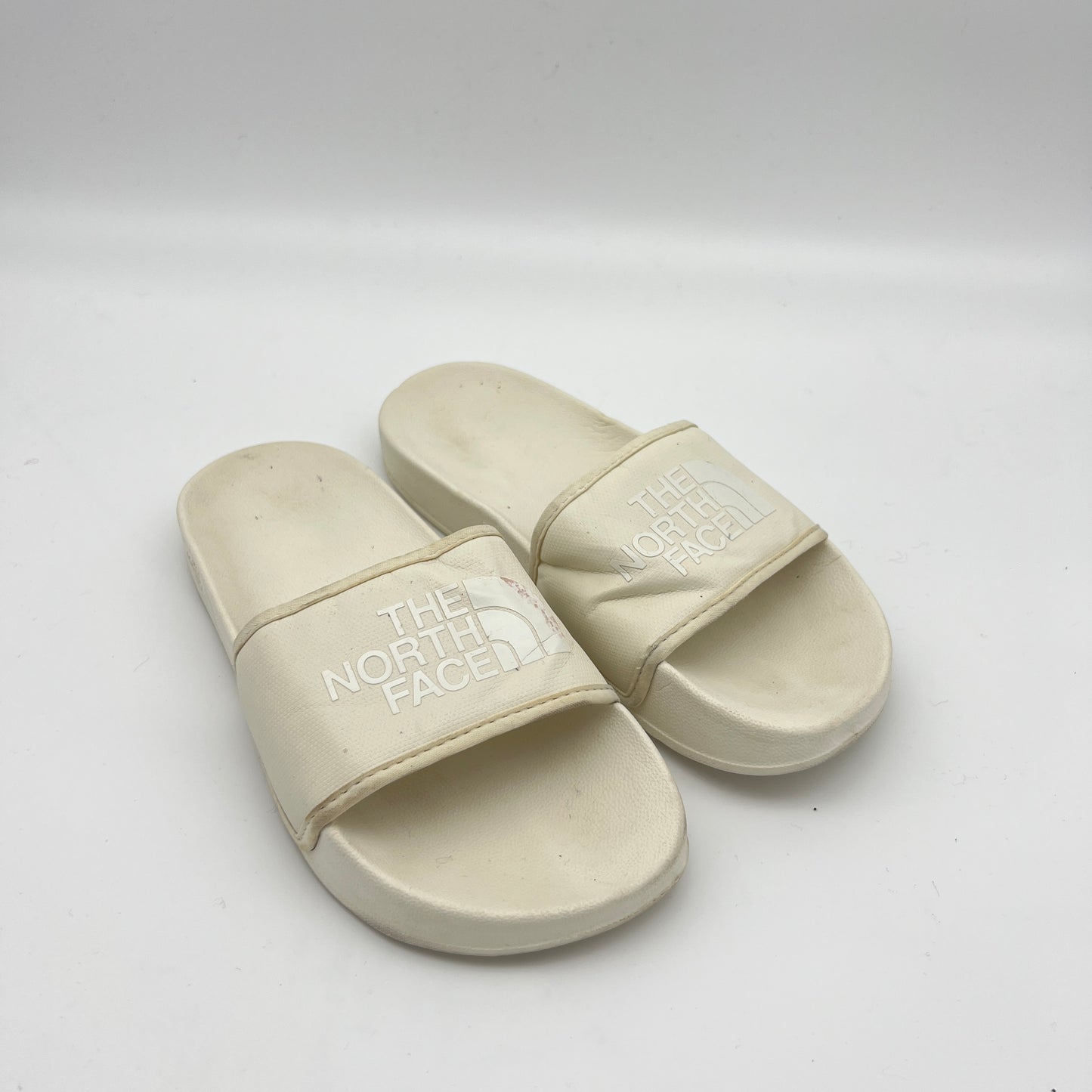 The North Face Base Camp Slide III in Gardenia White