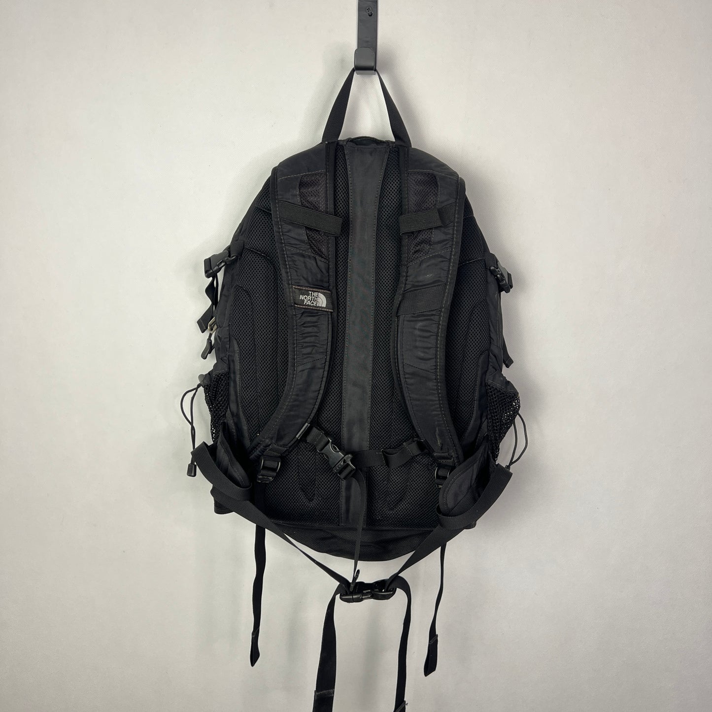 The North Face Recon Backpack Black  30L Durable Laptop Daypack