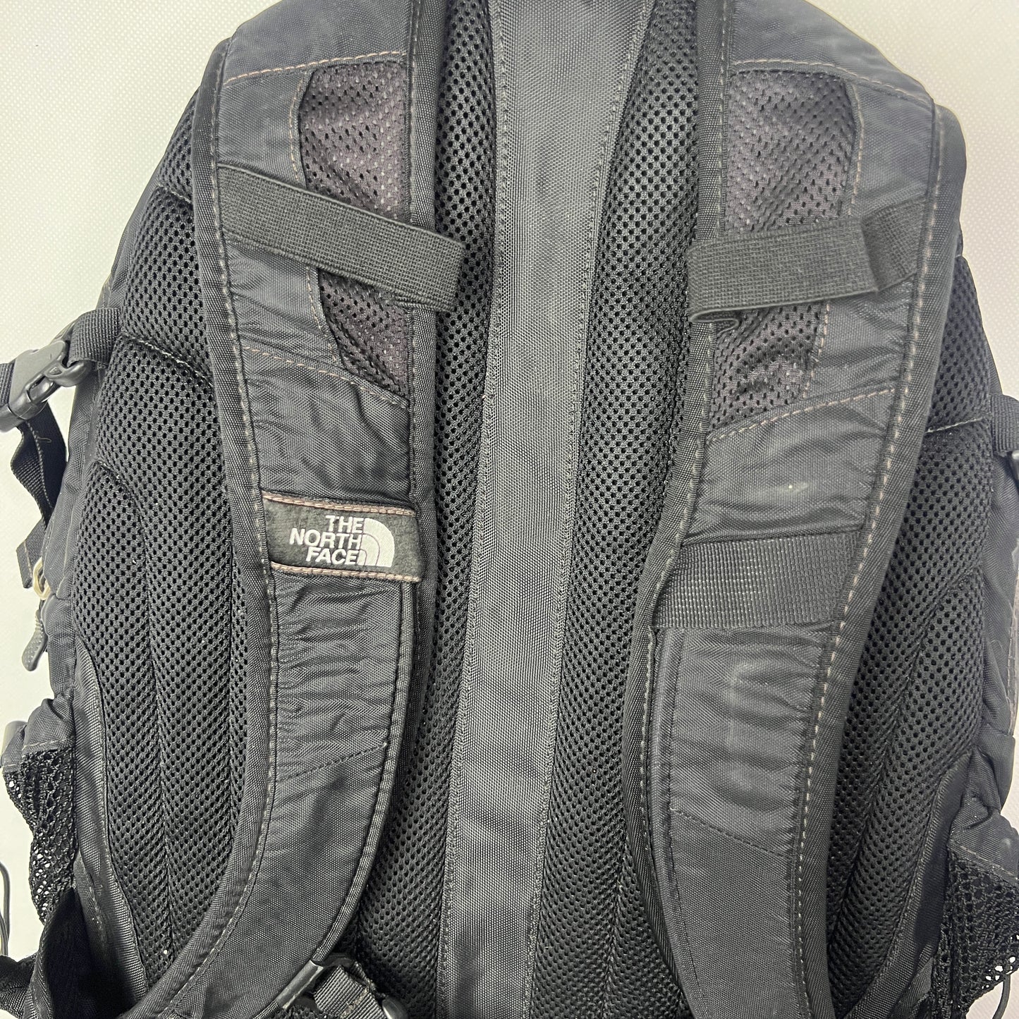 The North Face Recon Backpack Black  30L Durable Laptop Daypack