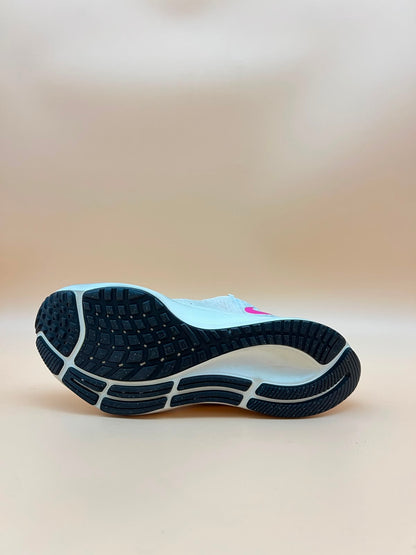 Nike Women's Zoom Running Shoe - Light Blue/Gray