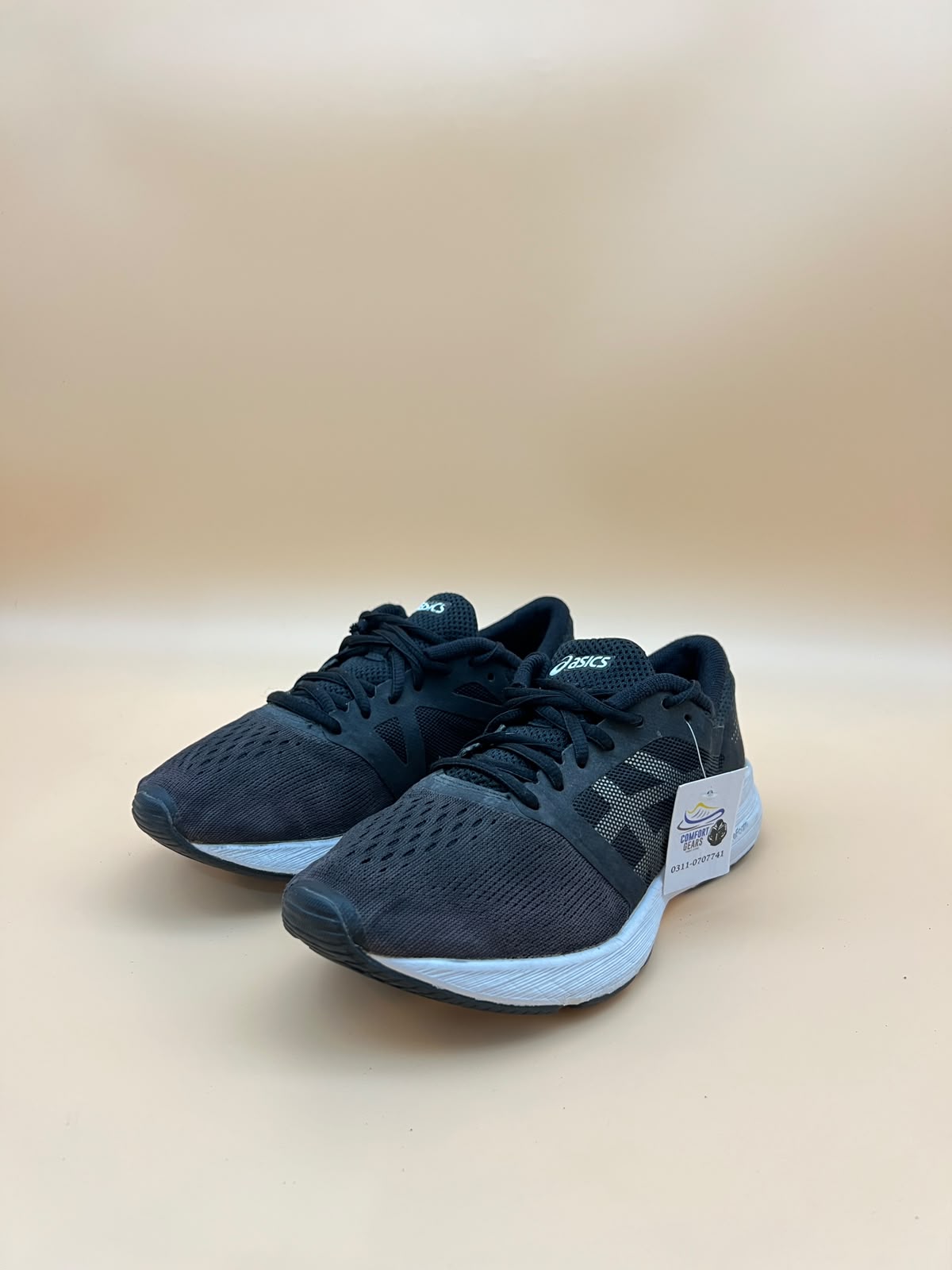 ASICS Women's Running Shoe - Black/White