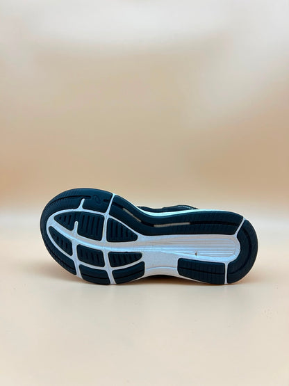 ASICS Women's Running Shoe - Black/White