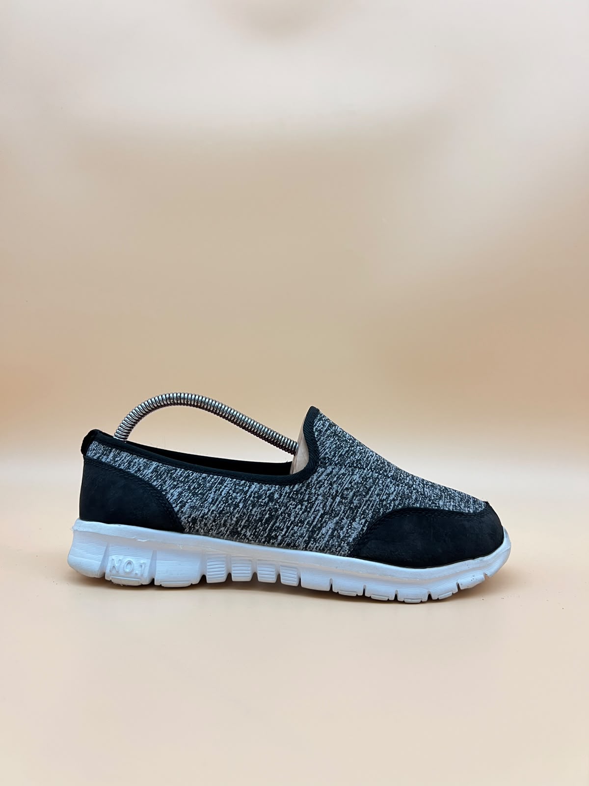 Women's Slip-On Running Shoe - Black/Gray