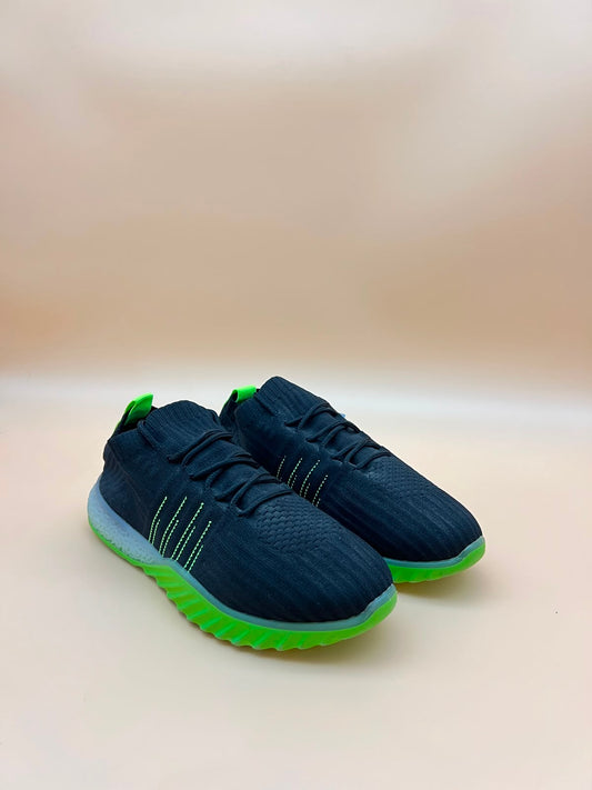 Women's Running Shoe - Black/Neon Green