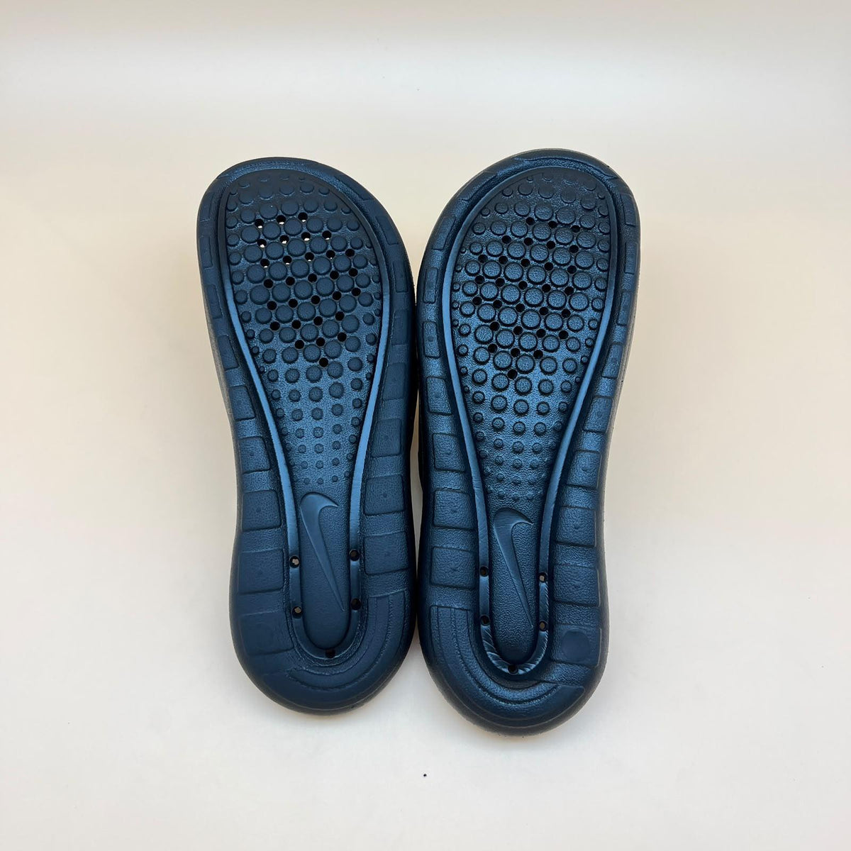 Nike Victori One Shower Slides - Navy